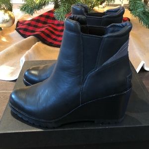 Sorel After Hours Chelsea Black wedge bootie